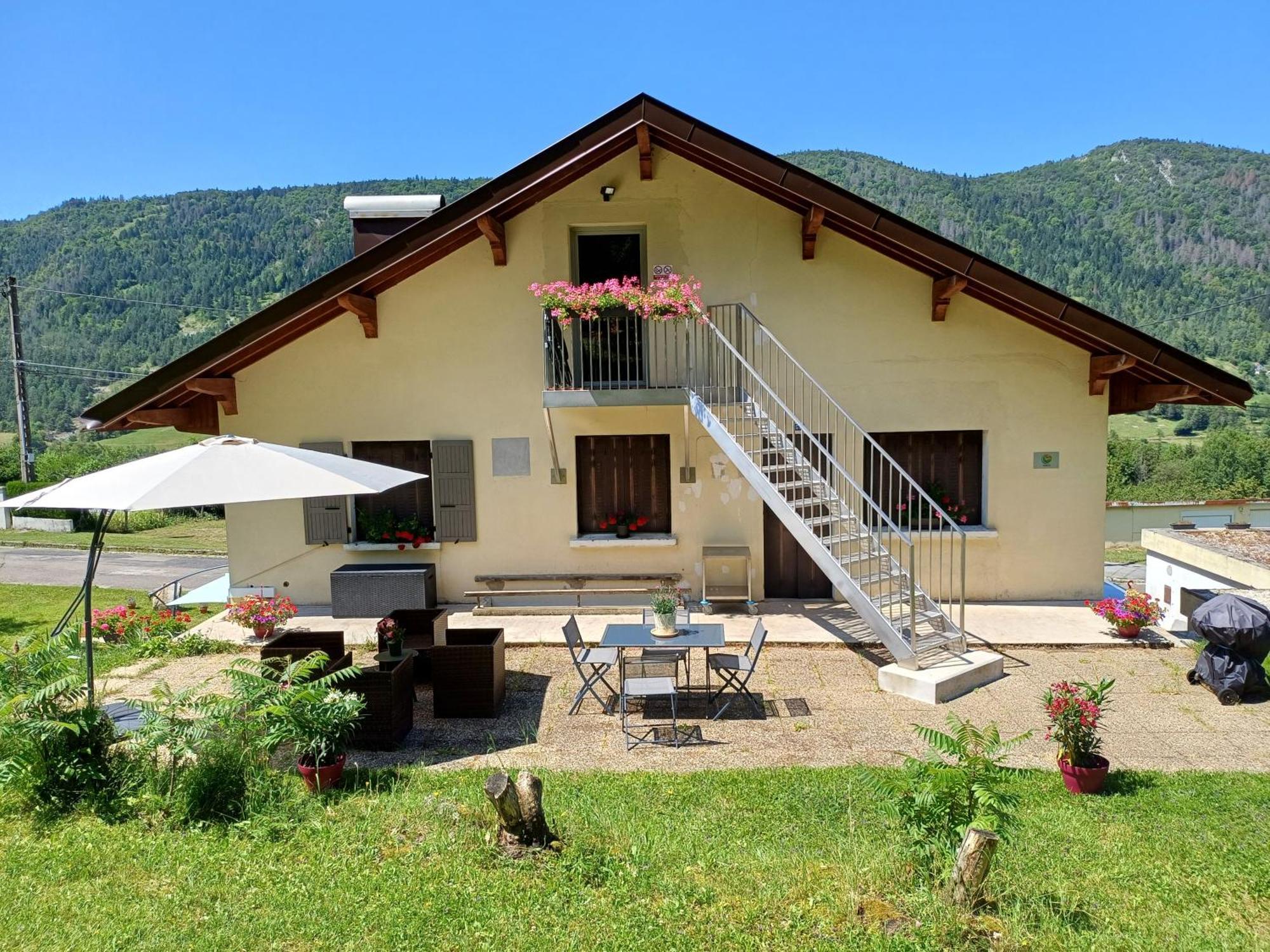 Apartment Jurachic Coyriere